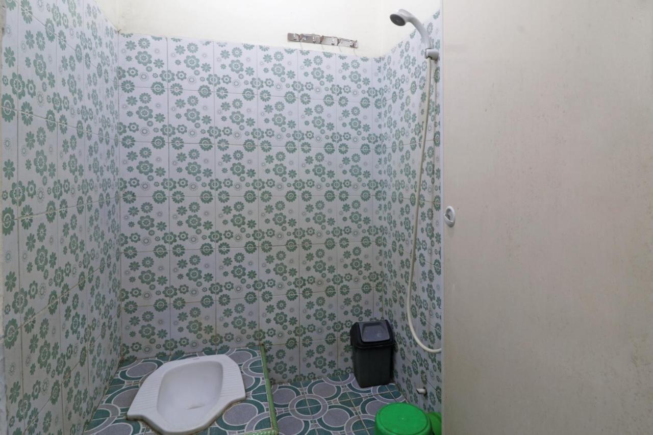 פקאנבארו Guest House Taman Sari Syariah מראה חיצוני תמונה