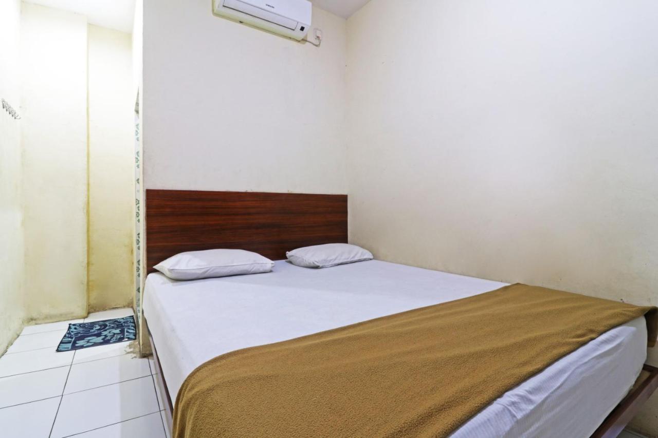 פקאנבארו Guest House Taman Sari Syariah מראה חיצוני תמונה