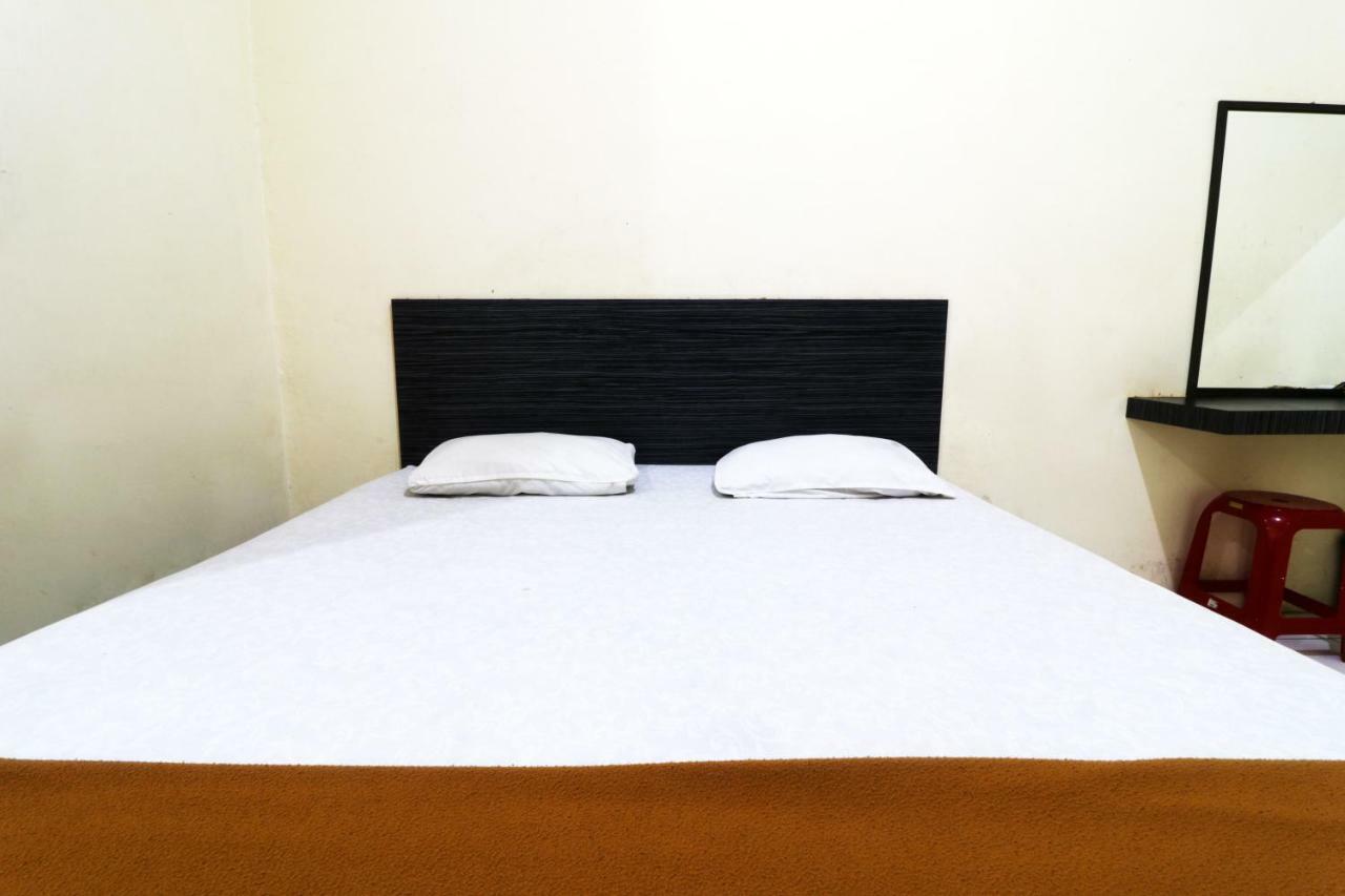פקאנבארו Guest House Taman Sari Syariah מראה חיצוני תמונה
