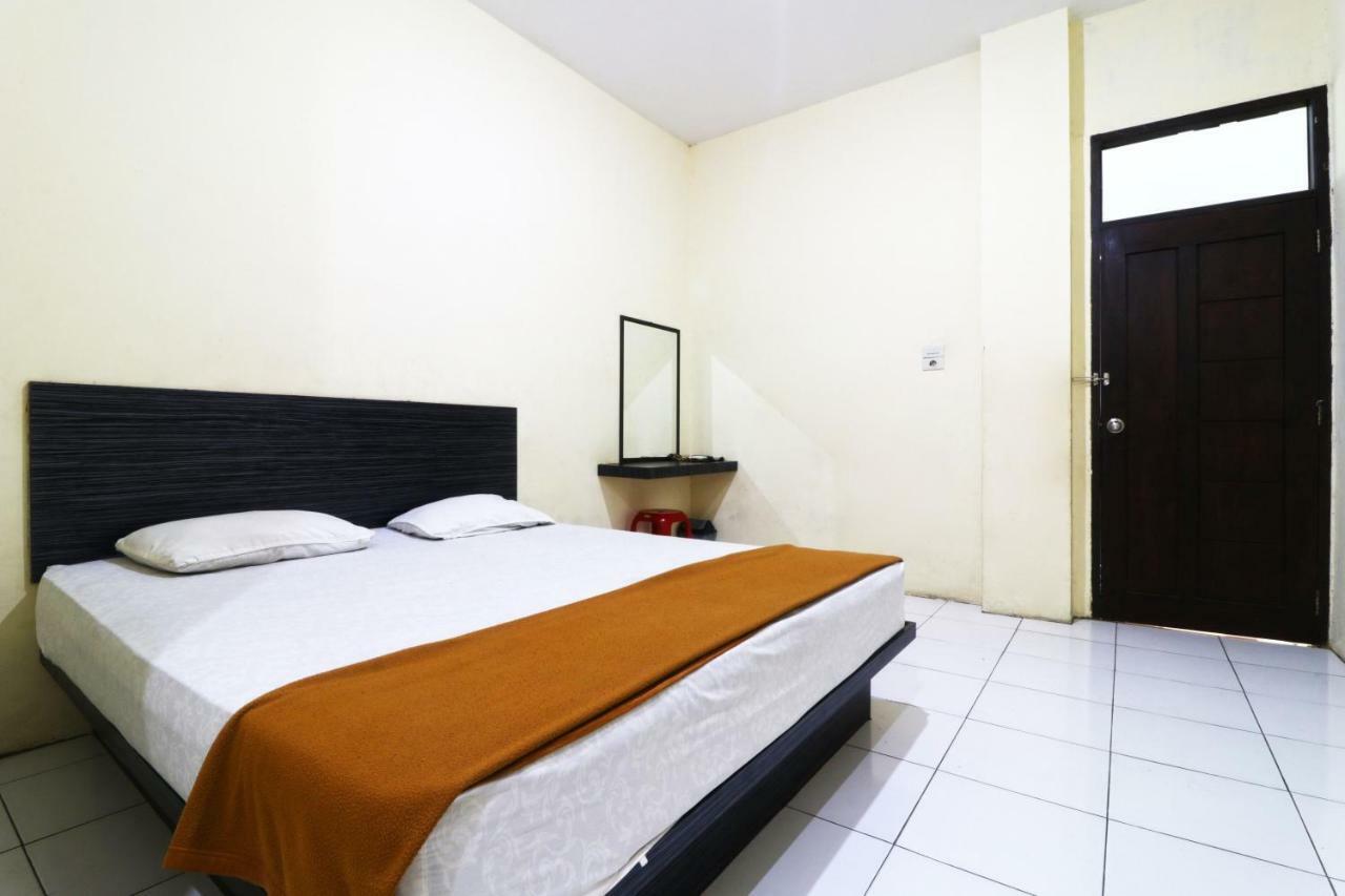 פקאנבארו Guest House Taman Sari Syariah מראה חיצוני תמונה